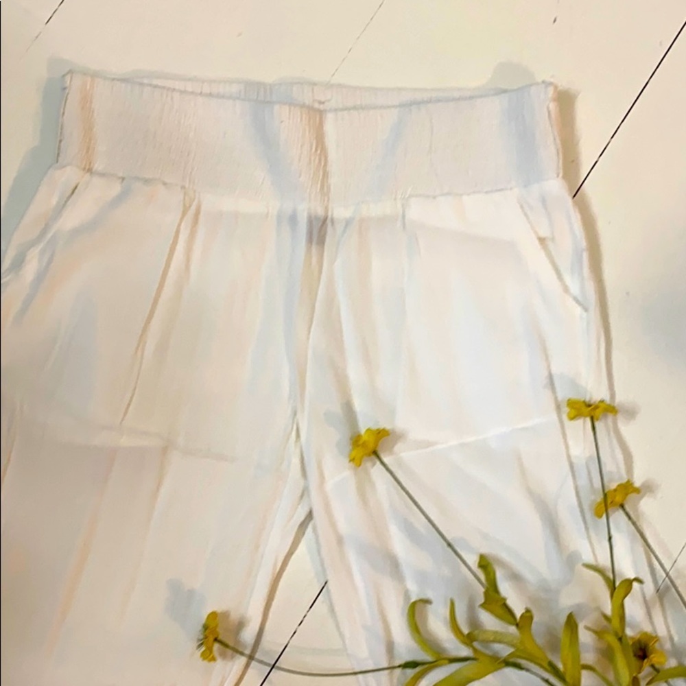 2b Bebe Palazzo Pants Size Small white
